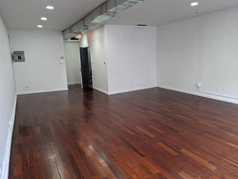 More Photos Of 289 Seventh Ave, New York Medical For Lease