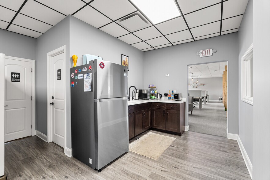 More Photos Of 205 River St, Haverhill Warehouse For Sale