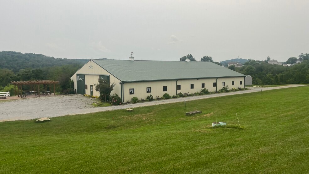 More Photos Of 1504 Smith Township State Rd, Burgettstown Flex For Lease