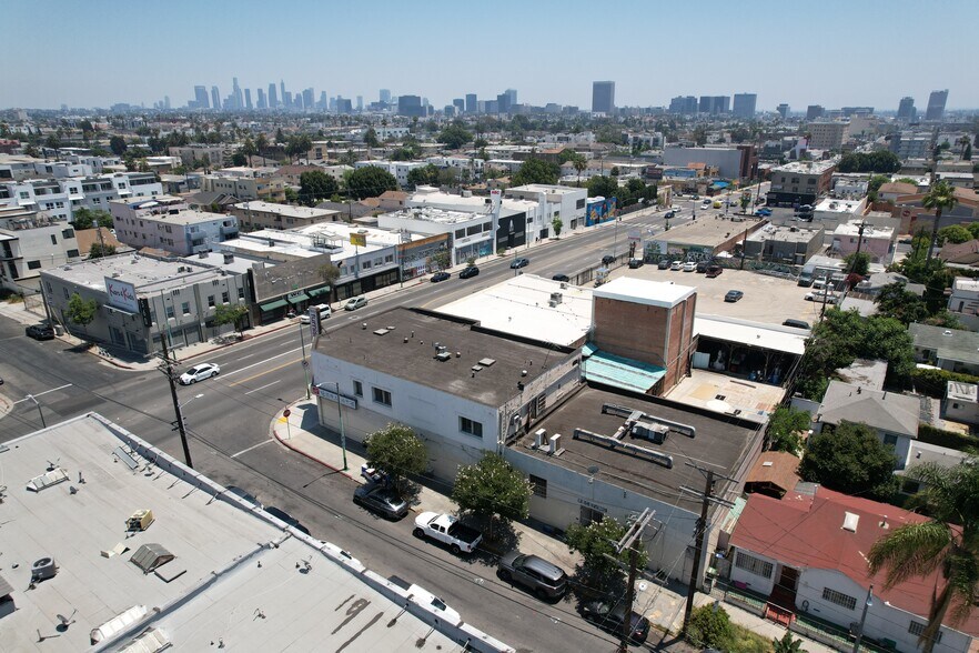 More Photos Of 556-559 N Western Ave, Los Angeles Storefront Retail Office For Lease