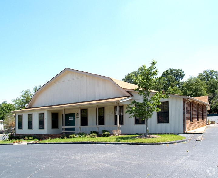 More Photos Of 909 SW Atlanta Rd, Gainesville Office For Lease