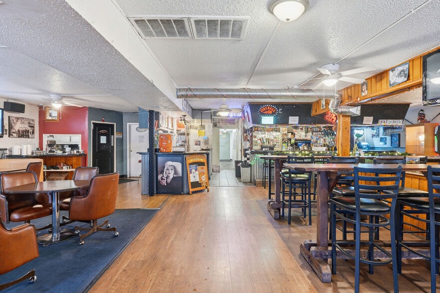 More Photos Of 3911 N Madison St, Spokane Office Residential For Sale