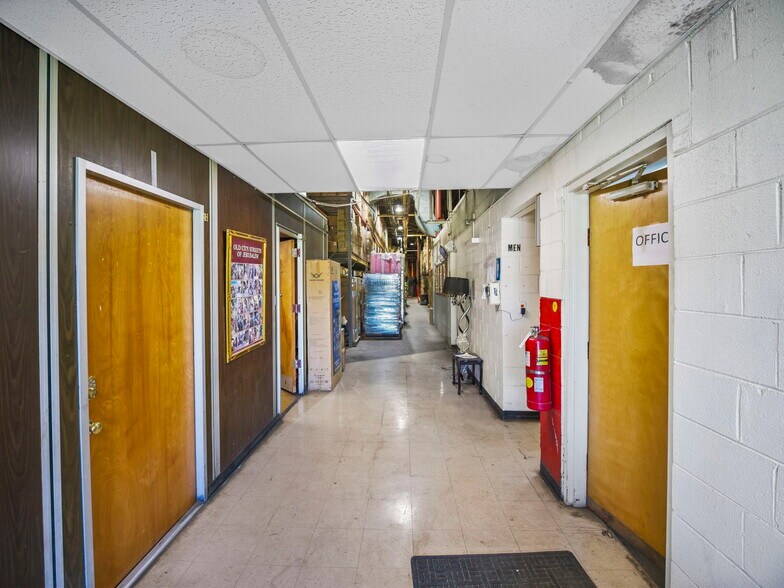 More Photos Of 1434-1440 County Rd 565, Sussex Manufacturing For Sale