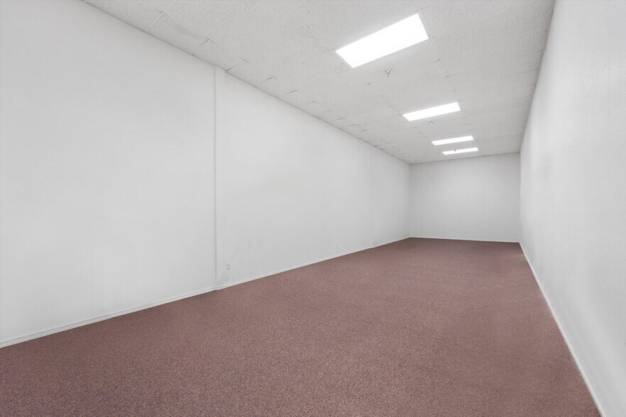 More Photos Of 6701 Niles St, Bakersfield Daycare Center For Sale