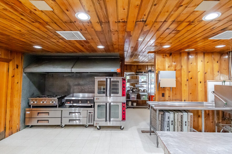 More Photos Of 6385 W White Mountain Blvd, Lakeside Lodge Meeting Hall For Sale