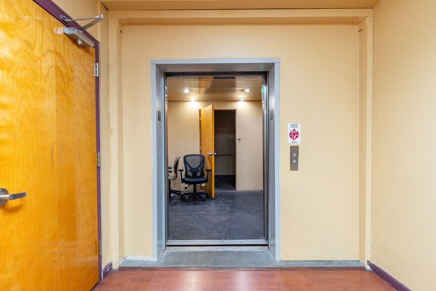 More Photos Of 1939 S Juniper St, Philadelphia Storefront Retail Office For Sale