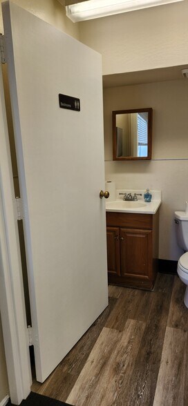 More Photos Of 301 W Calaveras Blvd, Milpitas Freestanding For Lease