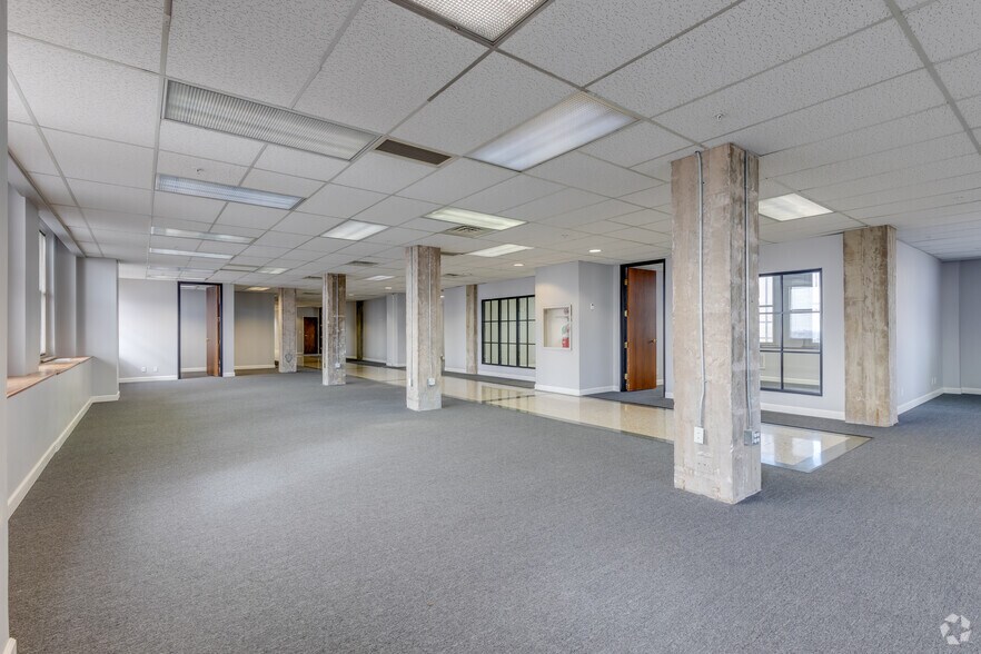 More Photos Of 624 S Boston Ave, Tulsa Coworking Space