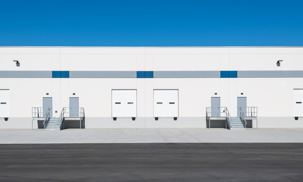 More Photos Of 1250 Imeson Park Blvd, Jacksonville Unknown For Lease