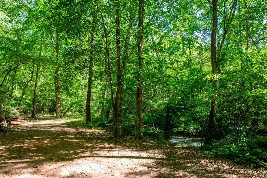 More Photos Of 637 Odell Rd, Liberty Land For Sale