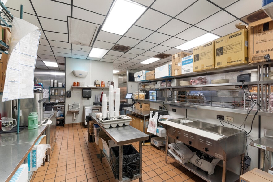 More Photos Of 10031 Hutchison Blvd, Panama City Beach Restaurant For Sale