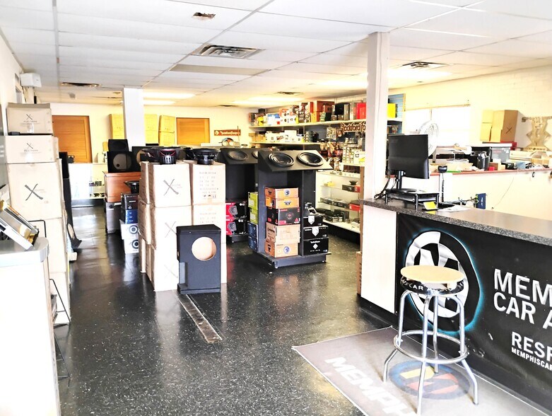 More Photos Of 925 S 77 Sunshine Strip, Harlingen Freestanding For Sale