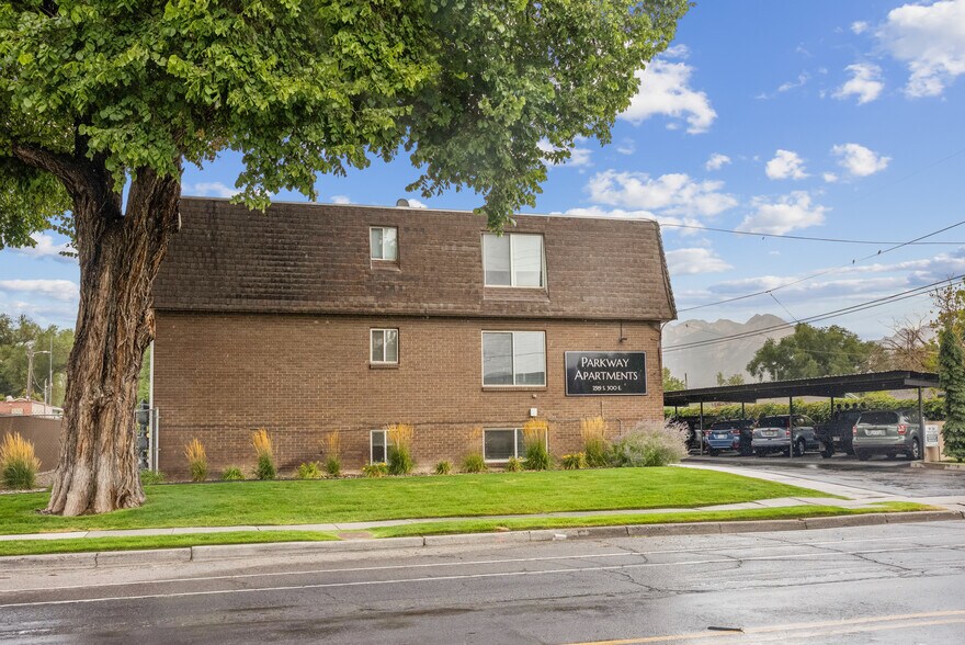 More Photos Of 2519 S 300 E, South Salt Lake Apartments For Sale