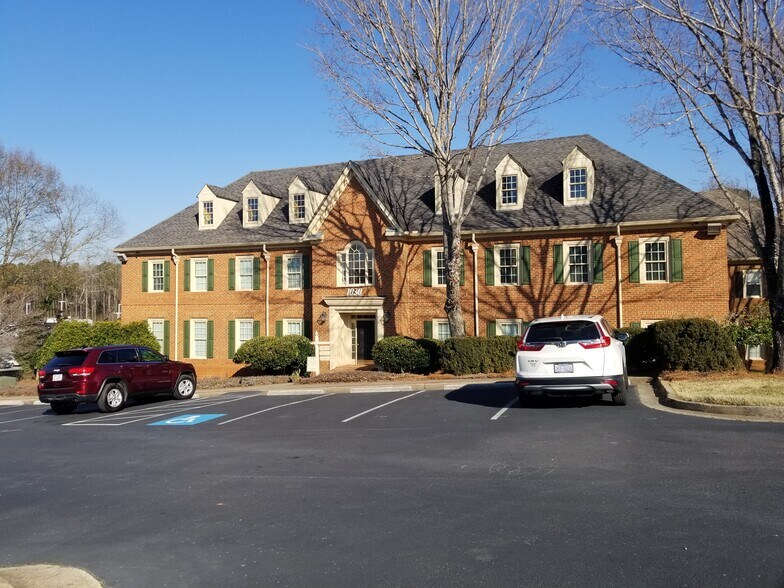 More Photos Of 1030 Cambridge Sq, Alpharetta Office For Lease