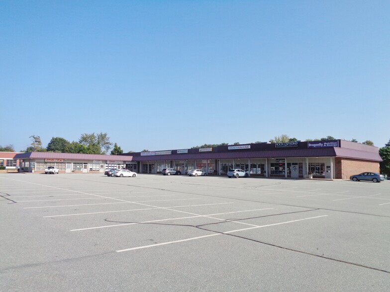 More Photos Of 352 Hartford Tpke, Vernon Freestanding For Lease