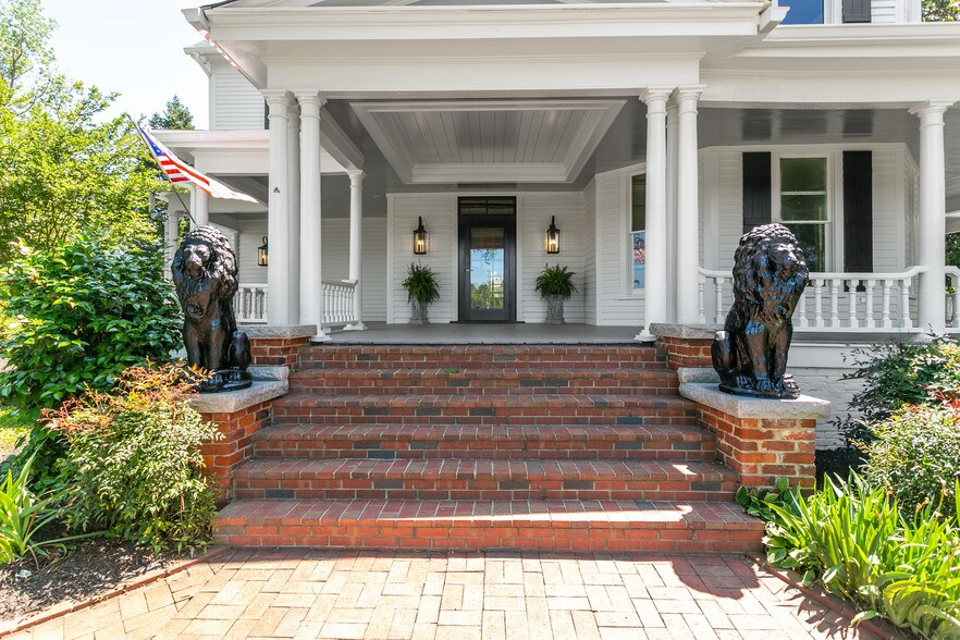 More Photos Of 123 SE Railroad St, Youngsville Lodge Meeting Hall For Sale