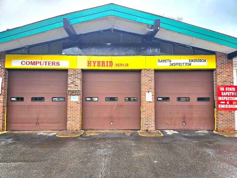 More Photos Of Columbia Pike, Falls Church Auto Repair For Sale