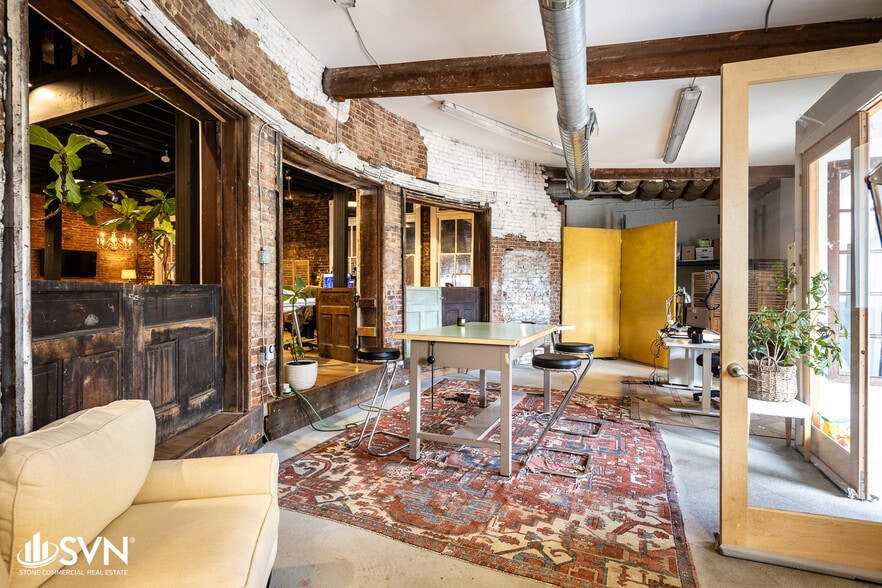 More Photos Of 333 E Short St, Lexington Office For Lease