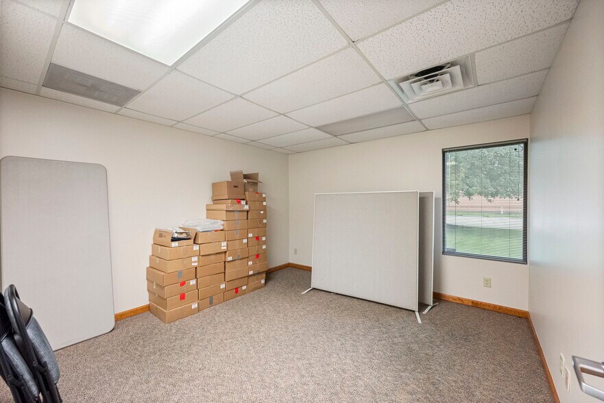 More Photos Of 3768 Rome Dr, Lafayette Office For Lease