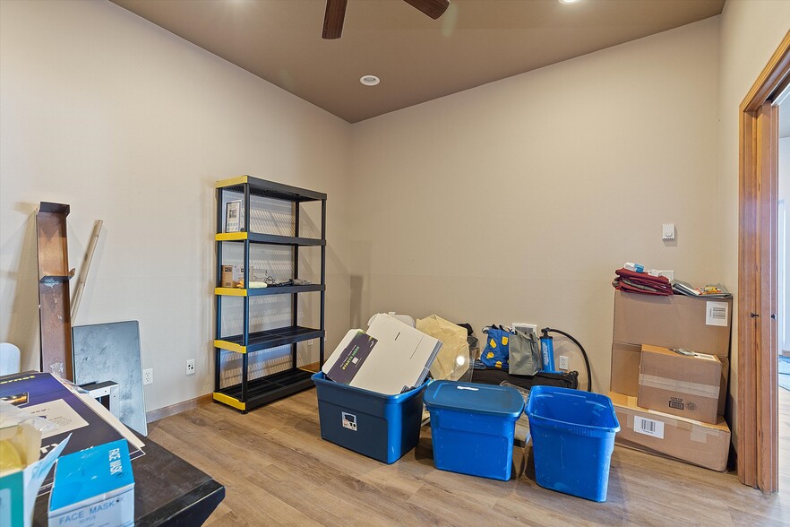 More Photos Of 385 NE Alsea Hwy, Waldport General Retail For Sale