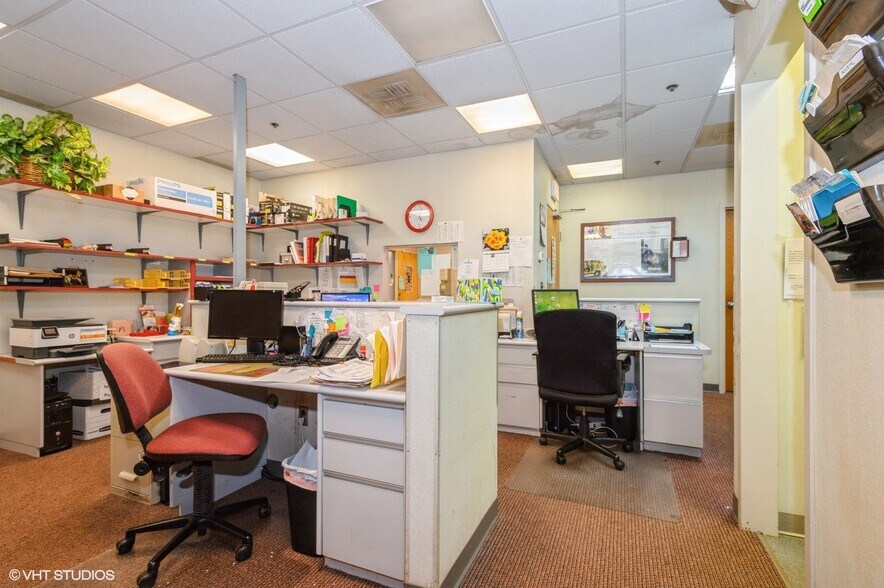More Photos Of 1553 State Route 27, Somerset Office For Sale