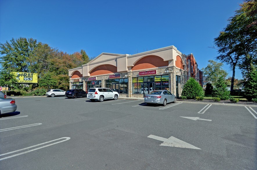 More Photos Of 1709 State Route 35, Oakhurst Freestanding For Lease