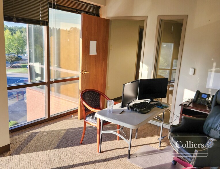 More Photos Of 7 Technology Cir, Columbia Office For Lease