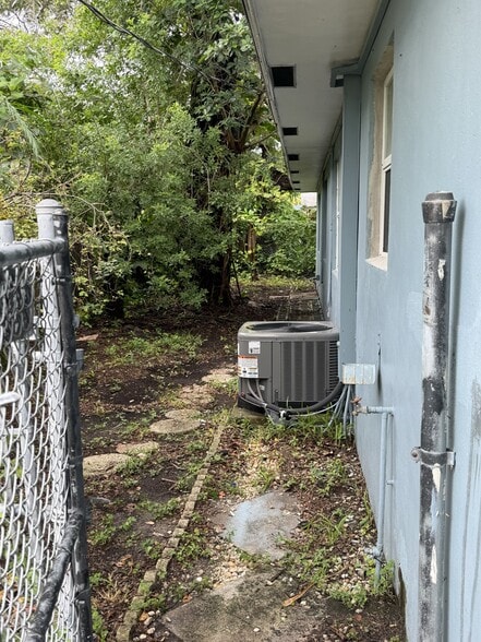 More Photos Of 401 SW 7th Ave, Fort Lauderdale Apartments For Sale
