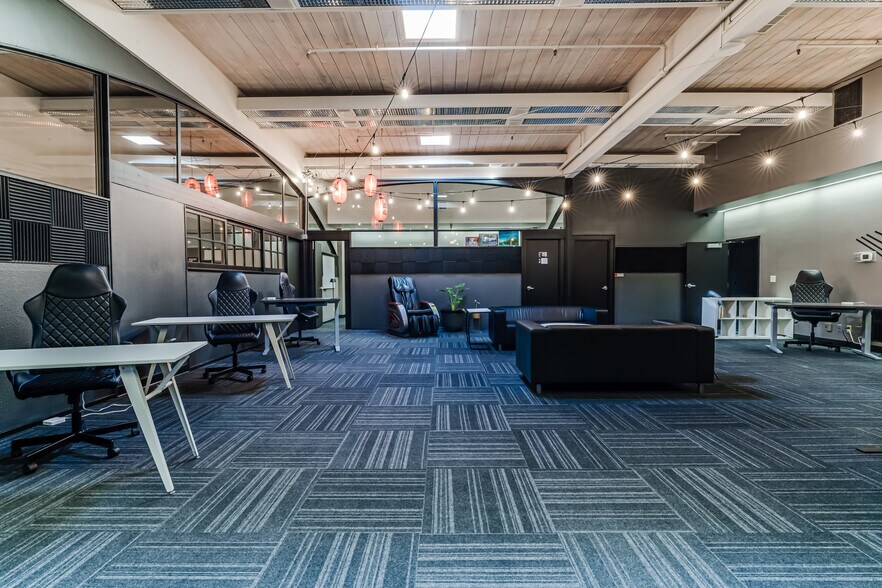 More Photos Of 30 E Broadway, Eugene Office For Lease