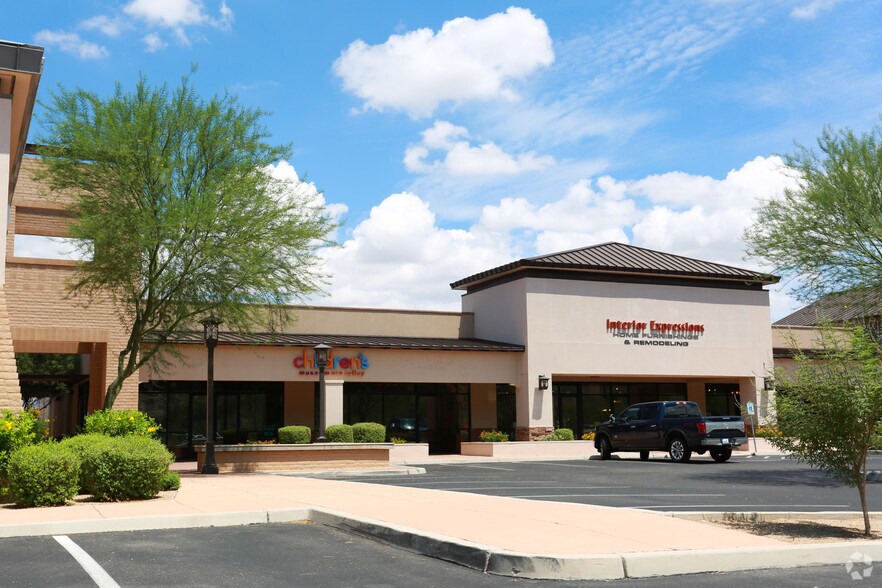 More Photos Of 11015 N Oracle Rd, Oro Valley Freestanding For Lease