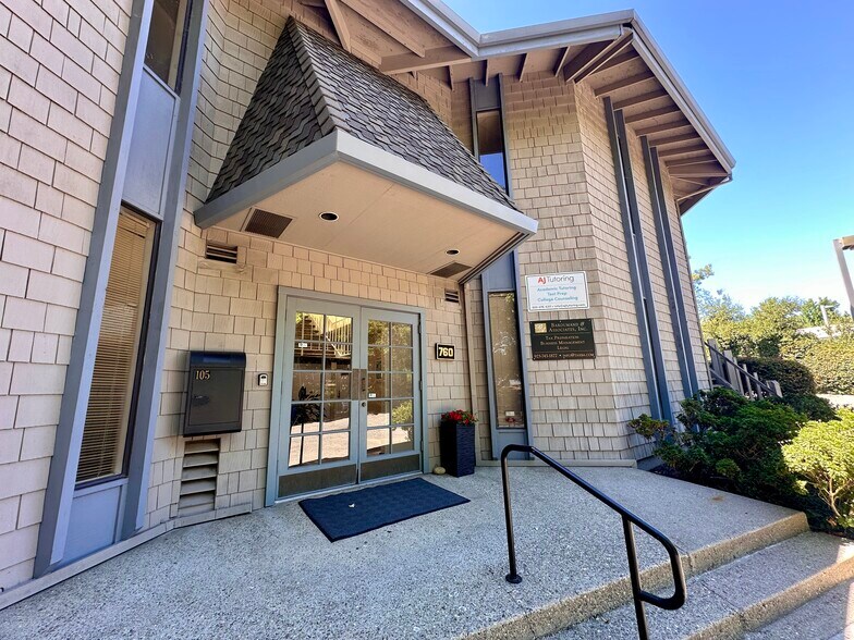 More Photos Of 760 San Ramon Valley Blvd, Danville Medical For Lease