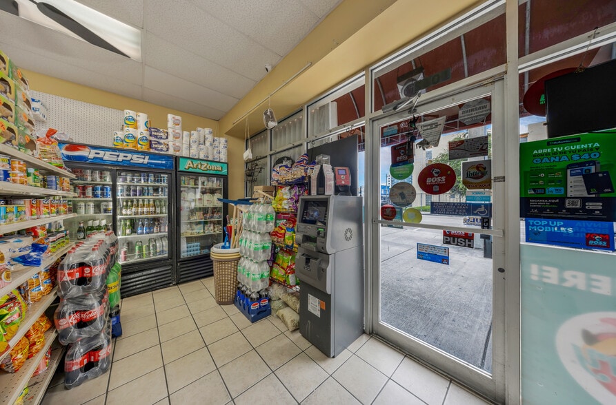 More Photos Of 1058-1062 SW 1st St, Miami Storefront Retail Office For Sale