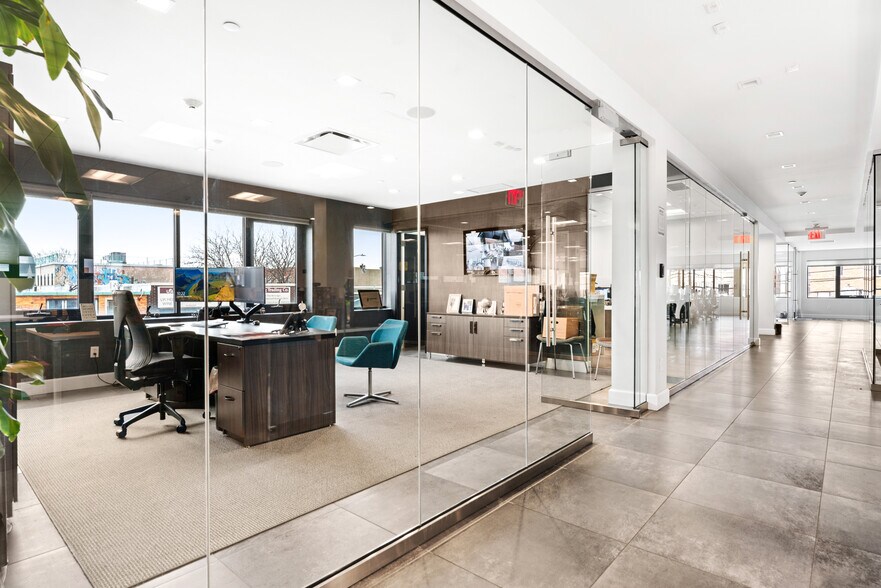 More Photos Of 33-53 62nd St, Woodside Warehouse For Lease