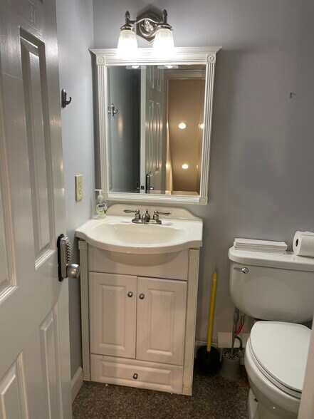 More Photos Of 1640 Powers Ferry Rd SE, Marietta Office For Lease