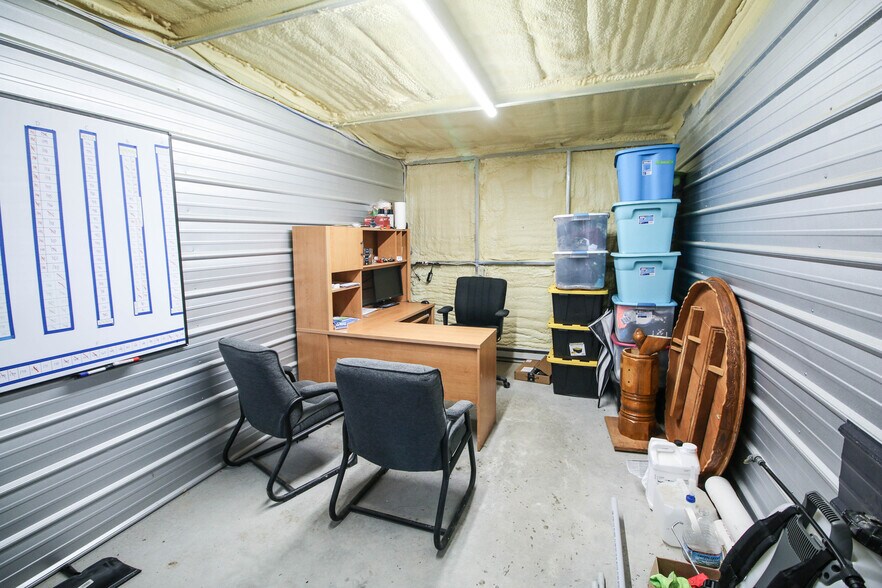 More Photos Of 14326 County House Rd, Albion Town Orleans Self Storage For Sale