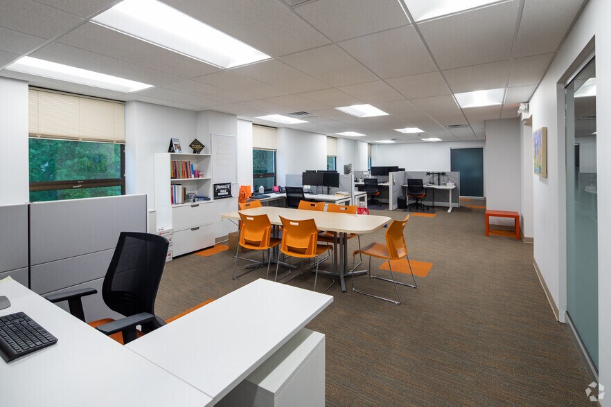 More Photos Of 715 Twining Rd, Dresher Office For Lease