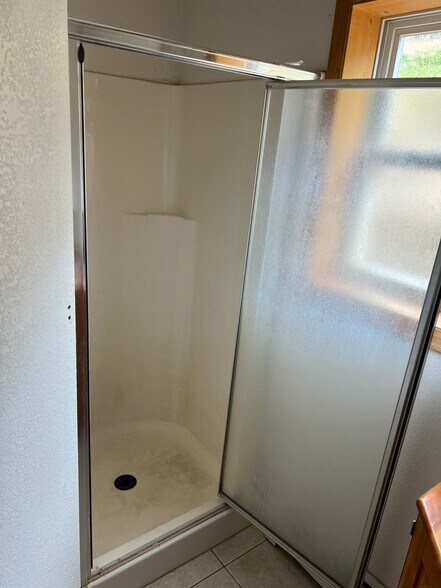 More Photos Of 41 Main St, Rollinsville Freestanding For Sale
