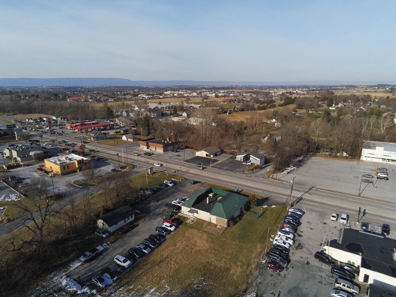 More Photos Of 1340 Lincoln Way E, Chambersburg Office For Sale