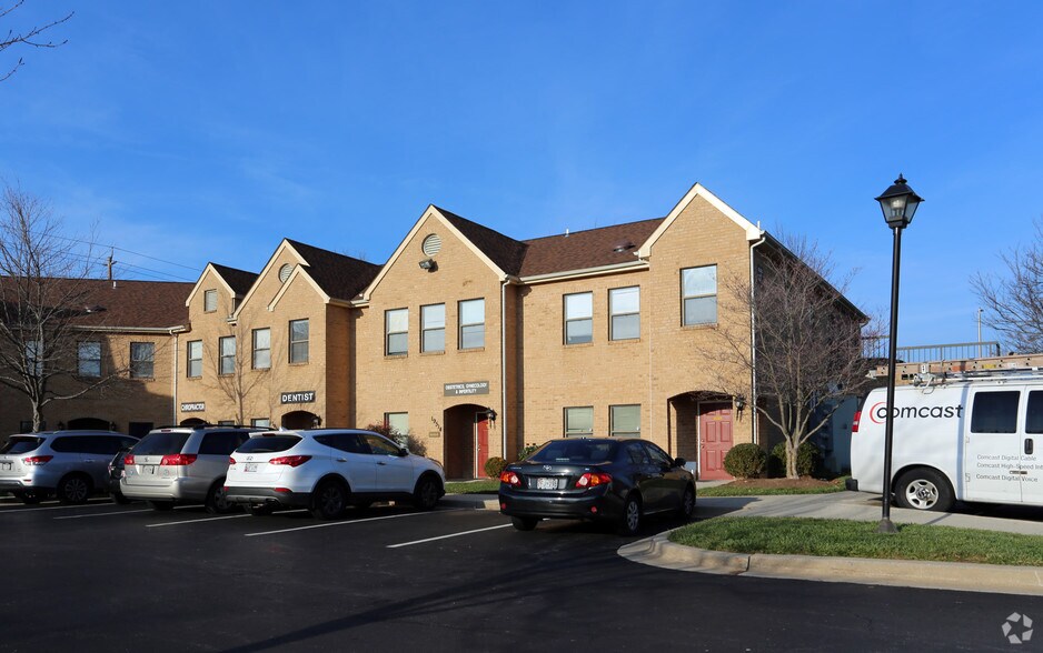 Primary Photo Of 19500-19536 Doctors Dr, Germantown Medical For Sale