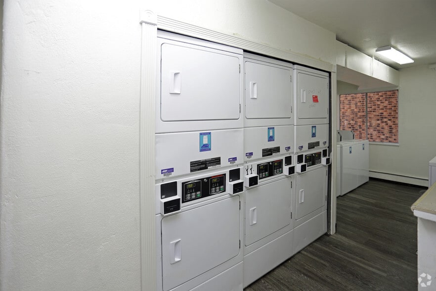 More Photos Of 2025 Jerry Murphy Rd, Pueblo Apartments For Sale