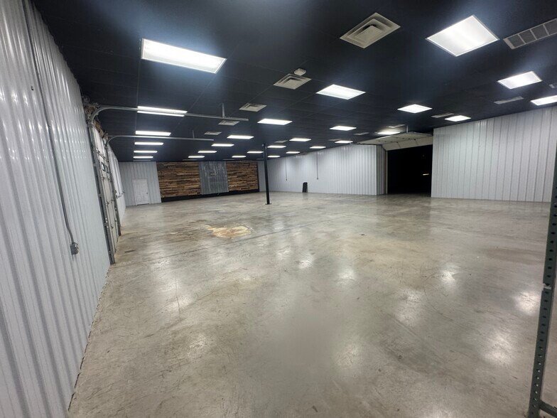 More Photos Of 3178 US-127 Hwy, Liberty Industrial For Sale