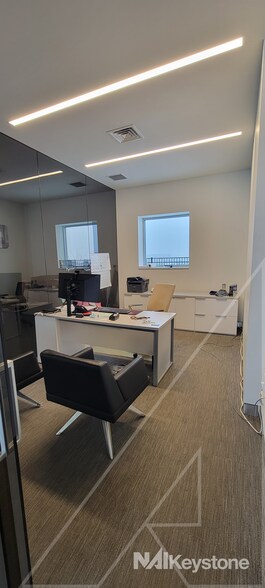 More Photos Of 290 Mundy St, Wilkes Barre Township Auto Dealership For Sale