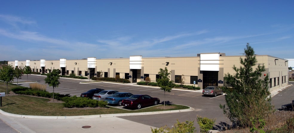 More Photos Of 2402-2430 Millennium Dr, Elgin Warehouse For Sale