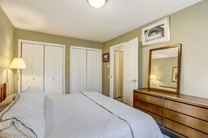 More Photos Of 403 E Thomas St, Seattle Multifamily For Sale