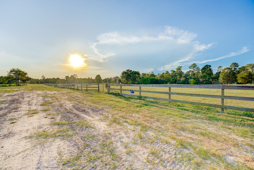 More Photos Of 19323 Belleau Wood Dr, Humble Flex For Sale