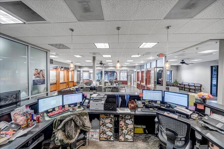 More Photos Of 3801 Northside Dr, Macon-Bibb Medical For Sale