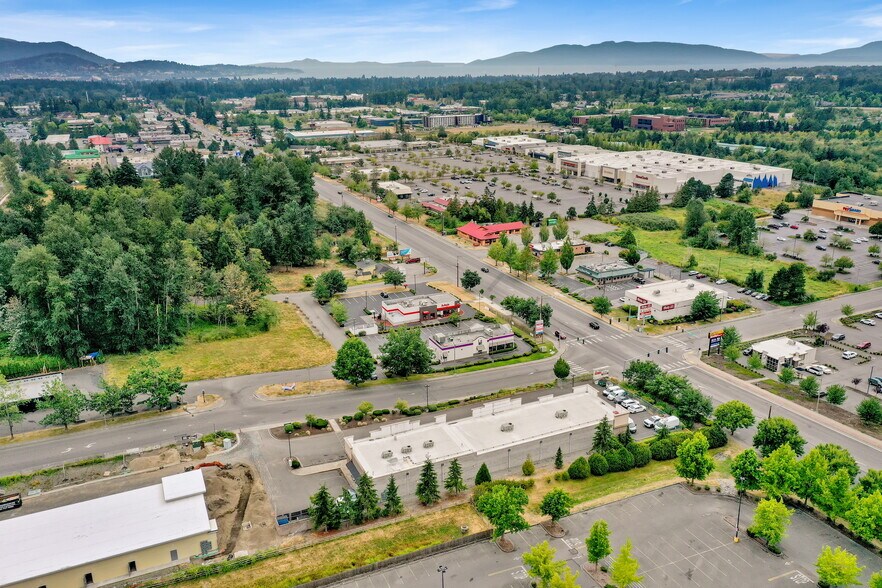 More Photos Of 101-107 E Stuart Rd, Bellingham Storefront Retail Office For Lease