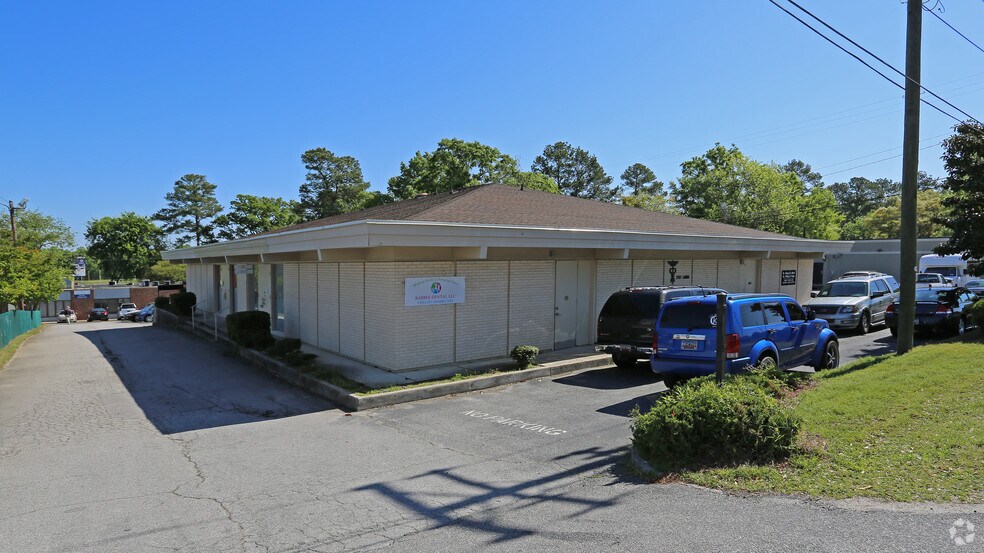 Primary Photo Of 2757 Laurel St, Columbia Medical For Sale