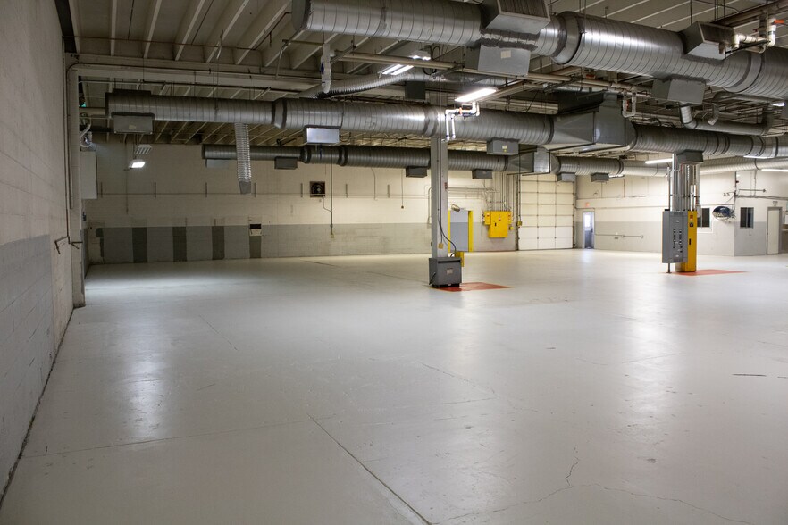 More Photos Of 1754 W 500 S, Salt Lake City Manufacturing For Lease