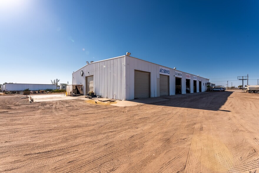 More Photos Of 397 E Evan Hewes Hwy, El Centro Auto Repair For Sale